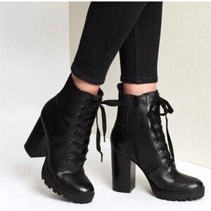 Steve Madden Black Latch Combat Heel Boots | size 6.5